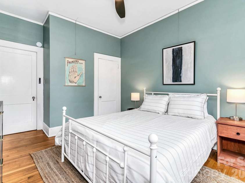 5 Main Street, Asheville, NC 28803.  MLS# CAR4373261, YatesRealty ID 16704. 