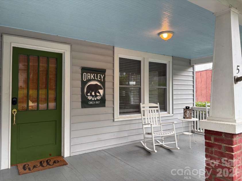 5 Main Street, Asheville, NC 28803.  MLS# CAR4373261, YatesRealty ID 16704. 