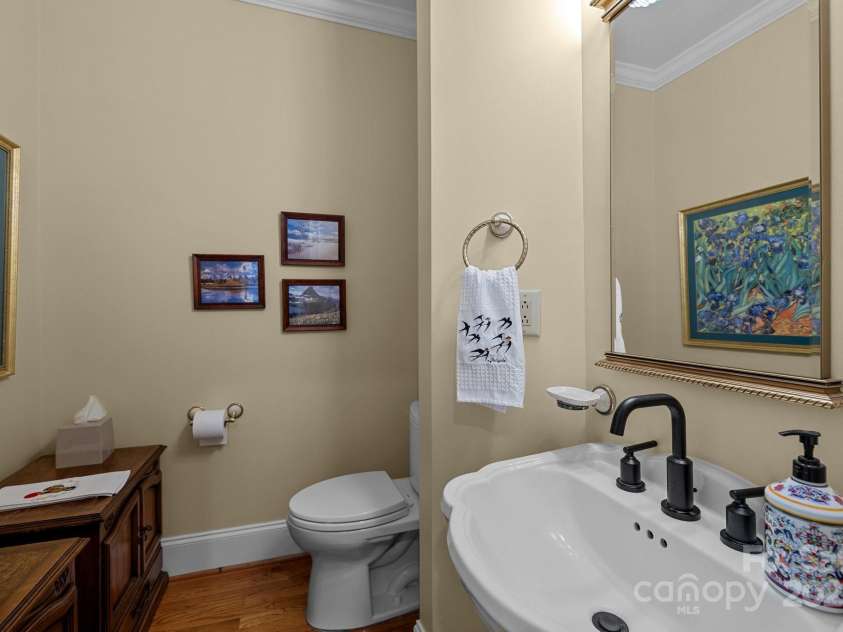 10317 Clubhouse View Lane, Mint Hill, NC 28227.  MLS# CAR4260491, YatesRealty ID 16705. 