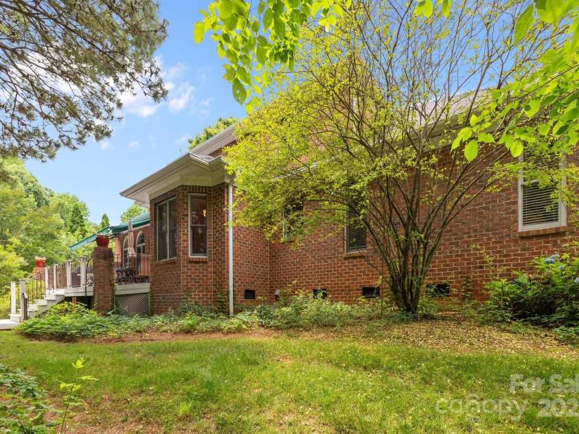 10317 Clubhouse View Lane, Mint Hill, NC 28227.  MLS# CAR4260491, YatesRealty ID 16705. 