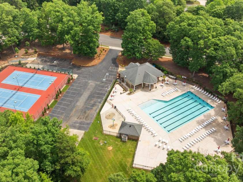 10317 Clubhouse View Lane, Mint Hill, NC 28227.  MLS# CAR4260491, YatesRealty ID 16705. 