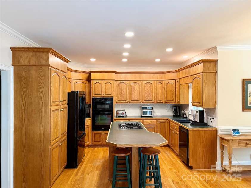 10317 Clubhouse View Lane, Mint Hill, NC 28227.  MLS# CAR4260491, YatesRealty ID 16705. 