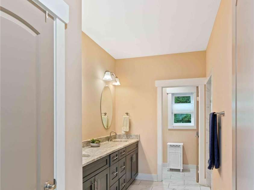 806 Blacksmith Run Drive, Hendersonville, NC 28792.  MLS# CAR4360662, YatesRealty ID 16708. 