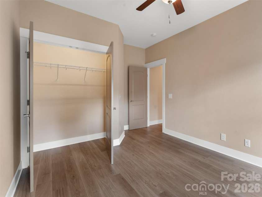 806 Blacksmith Run Drive, Hendersonville, NC 28792.  MLS# CAR4360662, YatesRealty ID 16708. 
