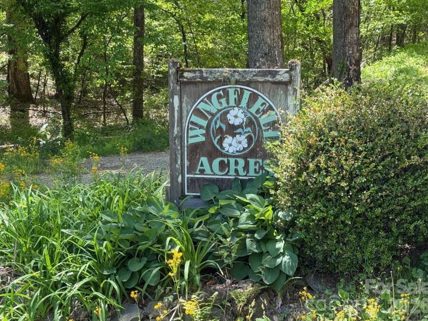 427 Wingfield Way, Brevard, NC 28712.  MLS# CAR4372461, YatesRealty ID 16709. Entrance to development only 13 lots total. 