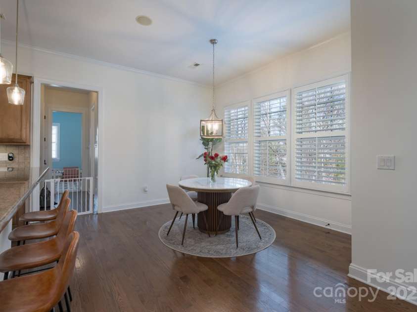 228 Black Mountain Drive, Fort Mill, SC 29708.  MLS# CAR4225909, YatesRealty ID 1671. Breakfast area