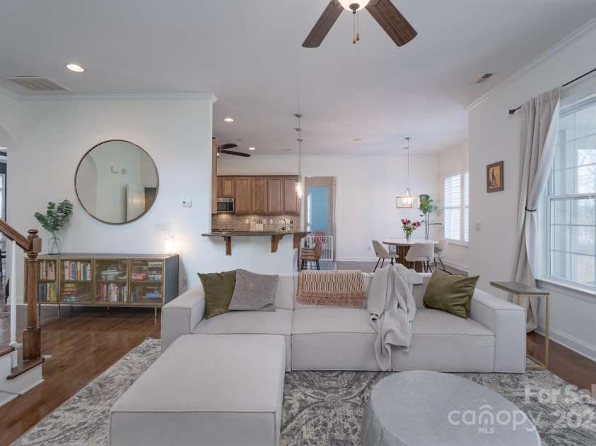 228 Black Mountain Drive, Fort Mill, SC 29708.  MLS# CAR4225909, YatesRealty ID 1671. Family room to kitchen