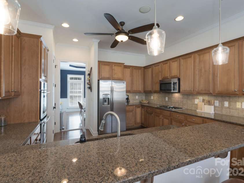 228 Black Mountain Drive, Fort Mill, SC 29708.  MLS# CAR4225909, YatesRealty ID 1671. Kitchen