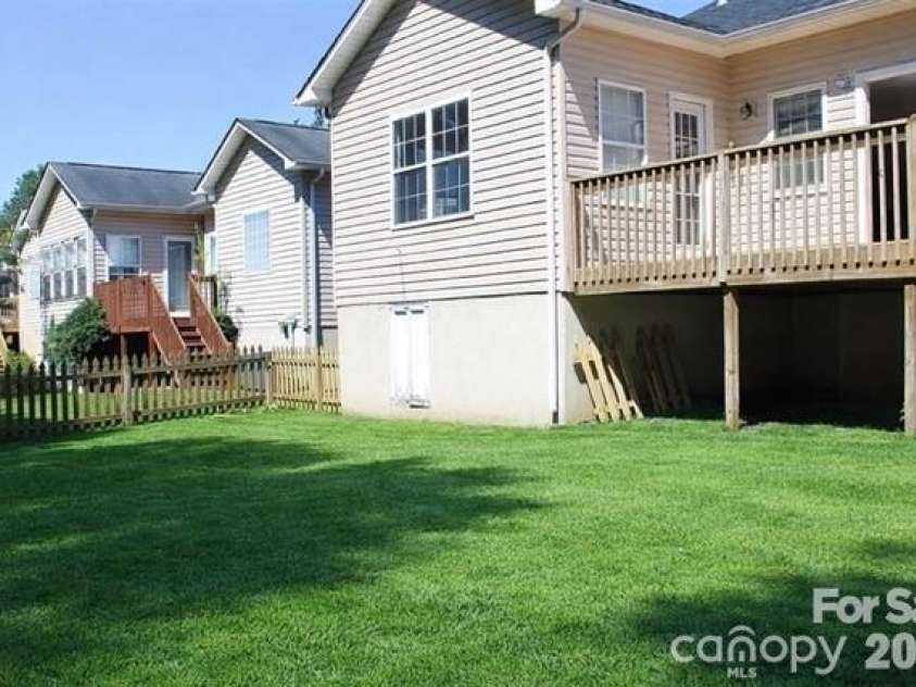 1304 Overhill Road, Salisbury, NC 28144.  MLS# CAR4321166, YatesRealty ID 16710. 