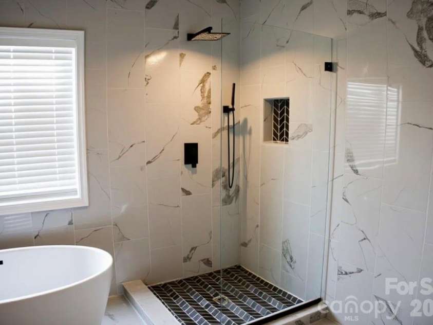 1304 Overhill Road, Salisbury, NC 28144.  MLS# CAR4321166, YatesRealty ID 16710. Spa master shower