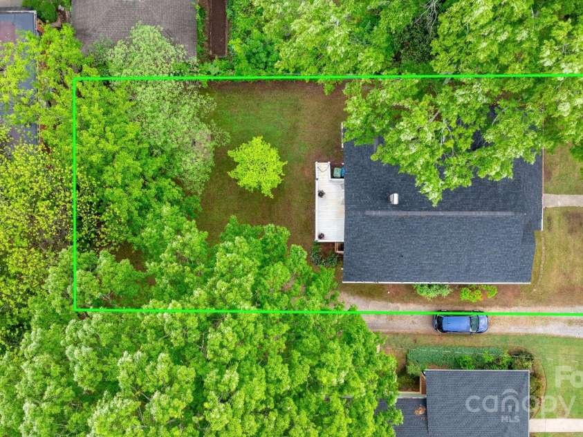 218 5th Street, Hickory, NC 28602.  MLS# CAR4251114, YatesRealty ID 16712. Lot
