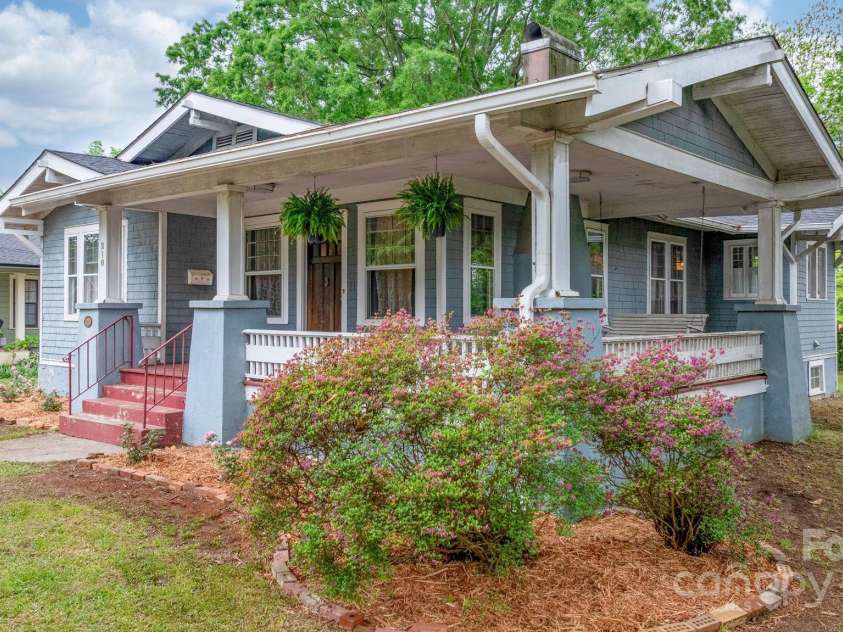 218 5th Street, Hickory, NC 28602.  MLS# CAR4251114, YatesRealty ID 16712. Wrap around porch with curb appeal