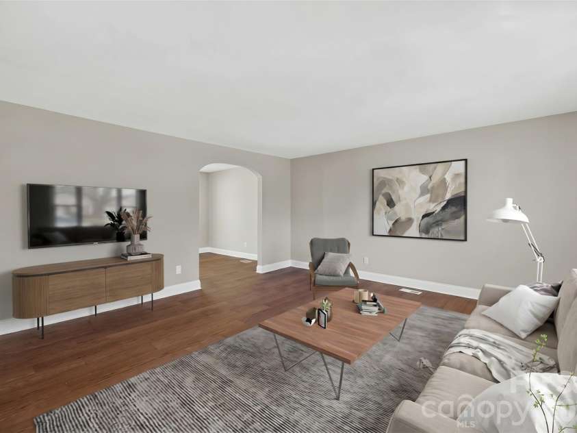 4832 Cheviot Road, Charlotte, NC 28269.  MLS# CAR4369494, YatesRealty ID 16712. 