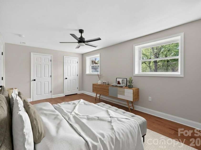 4832 Cheviot Road, Charlotte, NC 28269.  MLS# CAR4369494, YatesRealty ID 16712. 