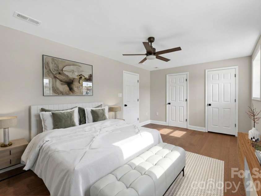 4832 Cheviot Road, Charlotte, NC 28269.  MLS# CAR4369494, YatesRealty ID 16712. 