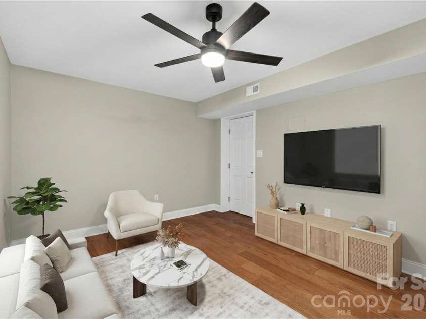 4832 Cheviot Road, Charlotte, NC 28269.  MLS# CAR4369494, YatesRealty ID 16712. 