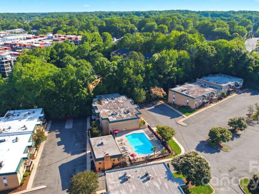 4739 Hedgemore Drive, Charlotte, NC 28209.  MLS# CAR4391656, YatesRealty ID 16713. 