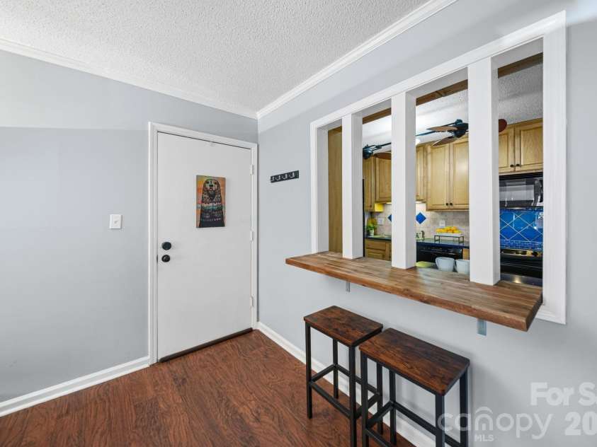 4739 Hedgemore Drive, Charlotte, NC 28209.  MLS# CAR4401578, YatesRealty ID 16713. 