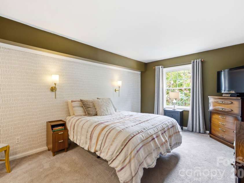 4739 Hedgemore Drive, Charlotte, NC 28209.  MLS# CAR4402848, YatesRealty ID 16713. Primary