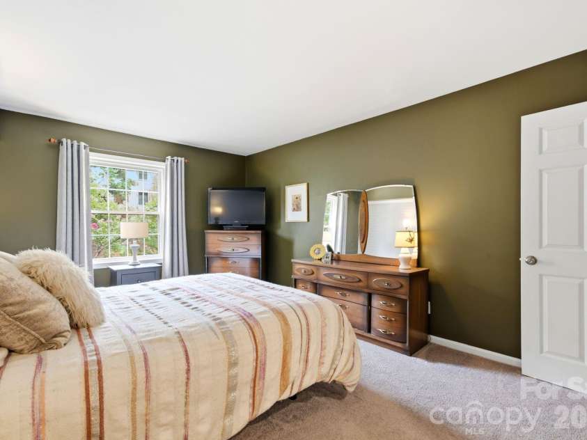 4739 Hedgemore Drive, Charlotte, NC 28209.  MLS# CAR4402848, YatesRealty ID 16713. Primary
