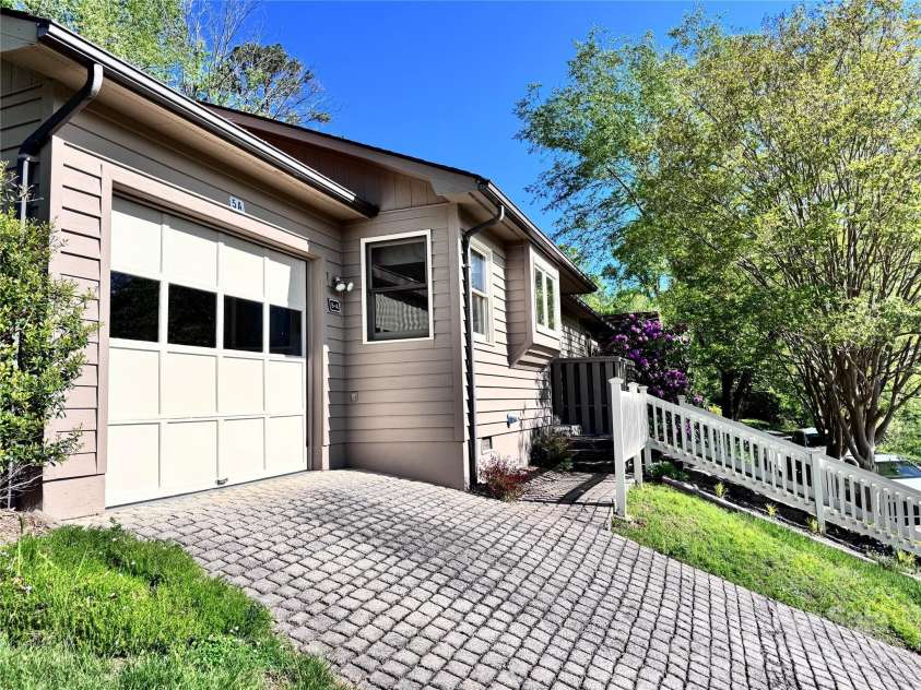 5 A Hedgerose Court, Asheville, NC 28805.  MLS# CAR4252404, YatesRealty ID 16713. 