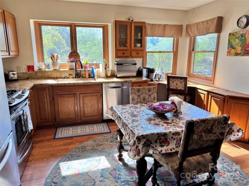 5 A Hedgerose Court, Asheville, NC 28805.  MLS# CAR4252404, YatesRealty ID 16713. 