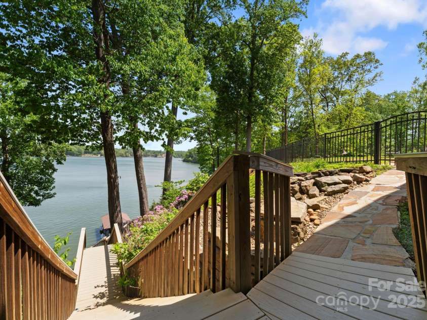 1328 Astoria Parkway, Catawba, NC 28609.  MLS# CAR4243003, YatesRealty ID 16715. 
