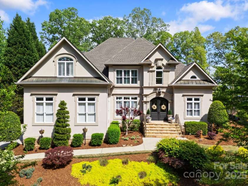 1328 Astoria Parkway, Catawba, NC 28609.  MLS# CAR4243003, YatesRealty ID 16715. 