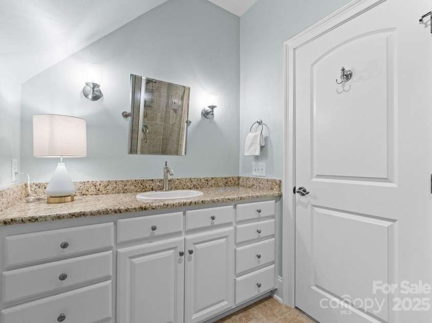 1328 Astoria Parkway, Catawba, NC 28609.  MLS# CAR4243003, YatesRealty ID 16715. 