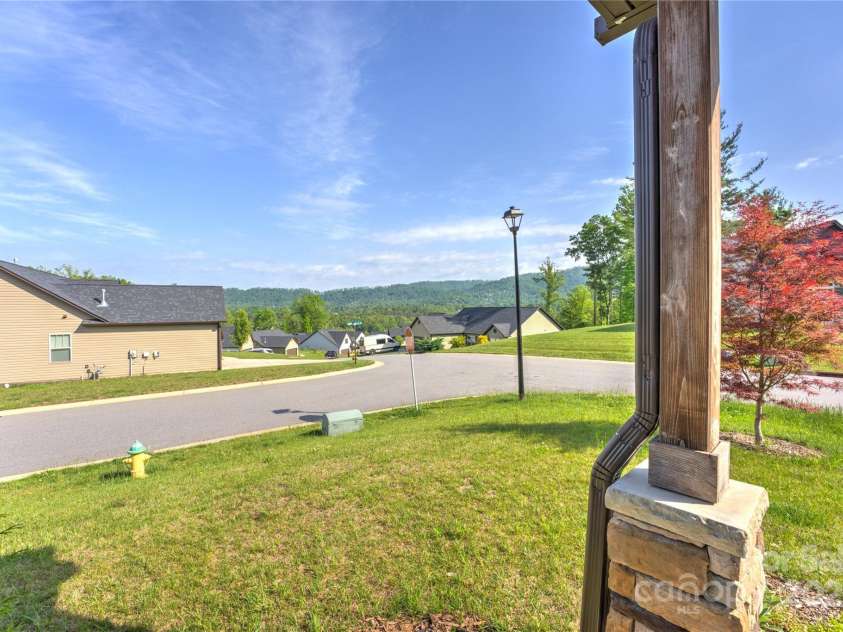 133 Water Leaf Drive, Weaverville, NC 28787.  MLS# CAR4252702, YatesRealty ID 16716. 