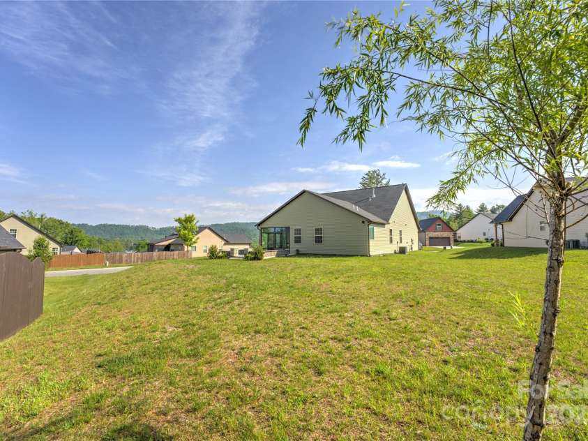 133 Water Leaf Drive, Weaverville, NC 28787.  MLS# CAR4252702, YatesRealty ID 16716. 