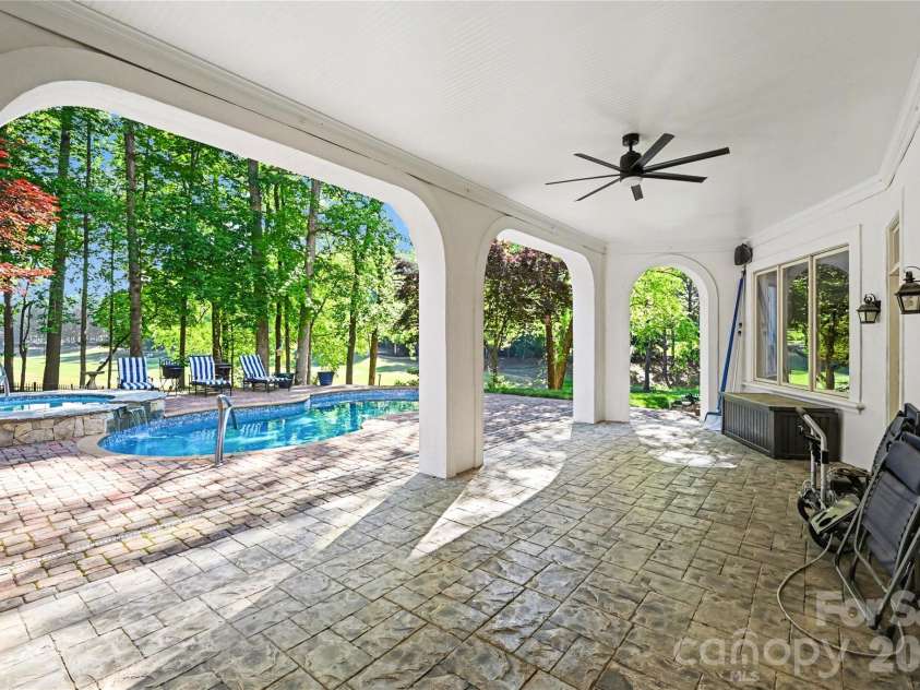 11506 James Jack Lane, Charlotte, NC 28277.  MLS# CAR4363689, YatesRealty ID 16717. 