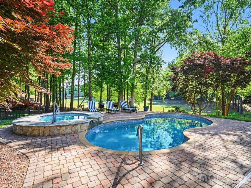 11506 James Jack Lane, Charlotte, NC 28277.  MLS# CAR4363689, YatesRealty ID 16717. 