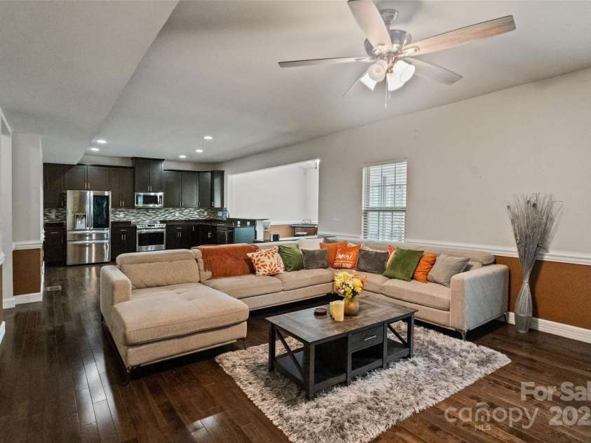 12923 Plumleaf Drive, Charlotte, NC 28213.  MLS# CAR4262906, YatesRealty ID 16718. 