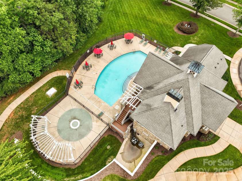 12923 Plumleaf Drive, Charlotte, NC 28213.  MLS# CAR4262906, YatesRealty ID 16718. 