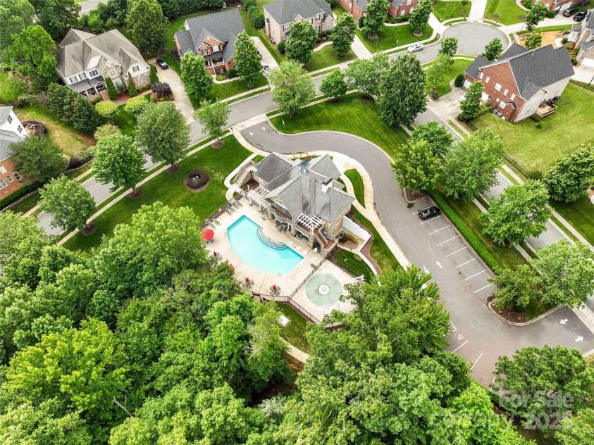 12923 Plumleaf Drive, Charlotte, NC 28213.  MLS# CAR4262906, YatesRealty ID 16718. 