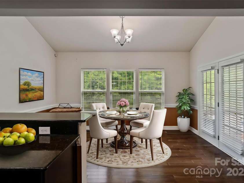 12923 Plumleaf Drive, Charlotte, NC 28213.  MLS# CAR4262906, YatesRealty ID 16718. Virtually staged eat in kitchen