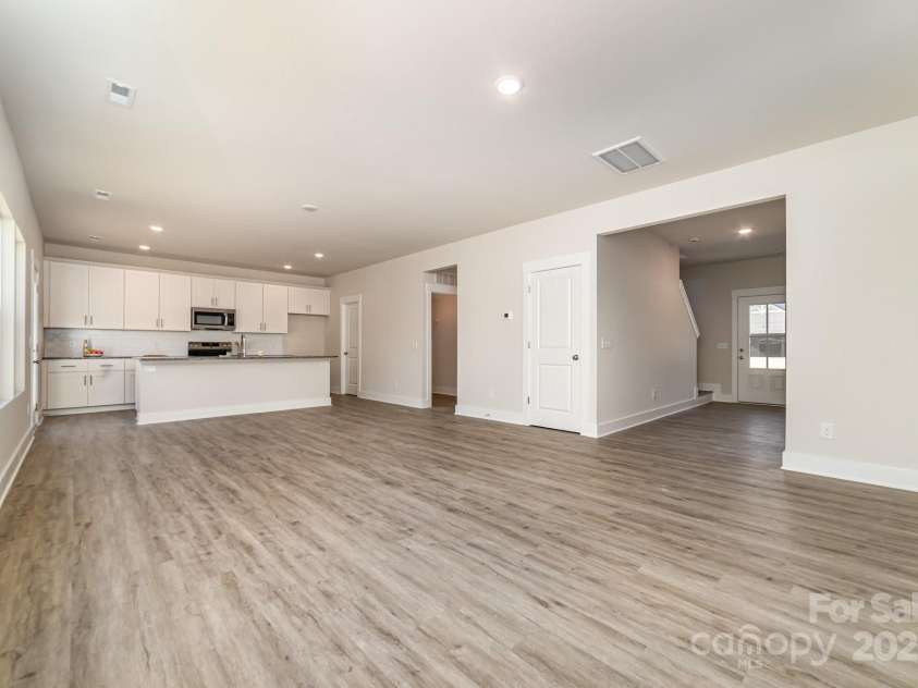 107 Silverwood Court, Mooresville, NC 28115.  MLS# CAR4320107, YatesRealty ID 1672. Main Living Area