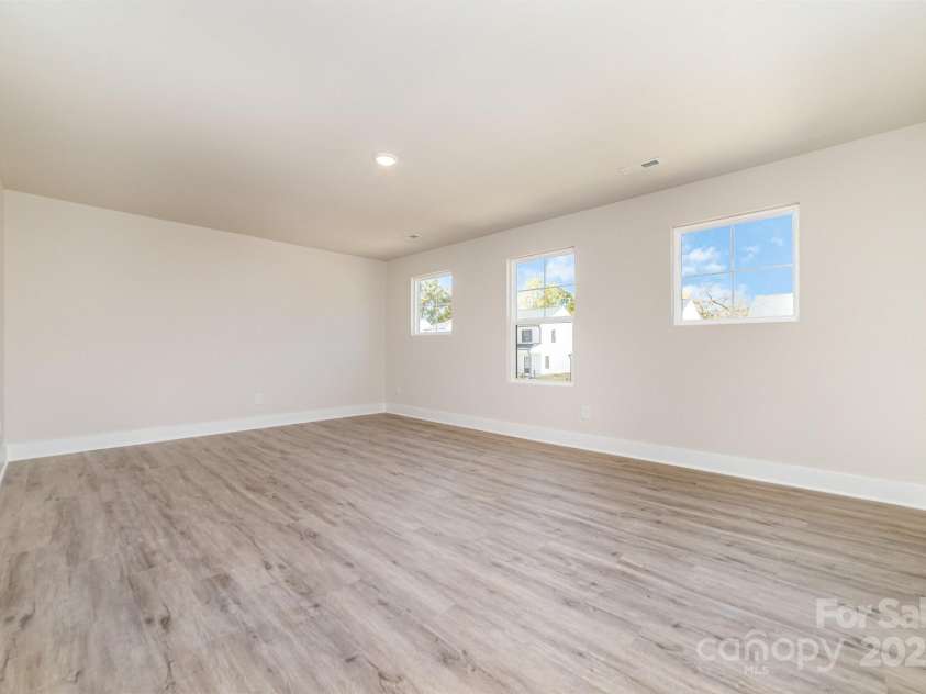 107 Silverwood Court, Mooresville, NC 28115.  MLS# CAR4320107, YatesRealty ID 1672. Primary Bed