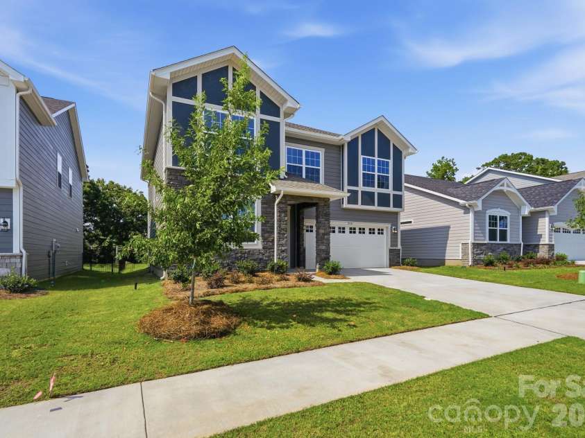 2730 Phoenix Court, Gastonia, NC 28052.  MLS# CAR4345084, YatesRealty ID 1672. 