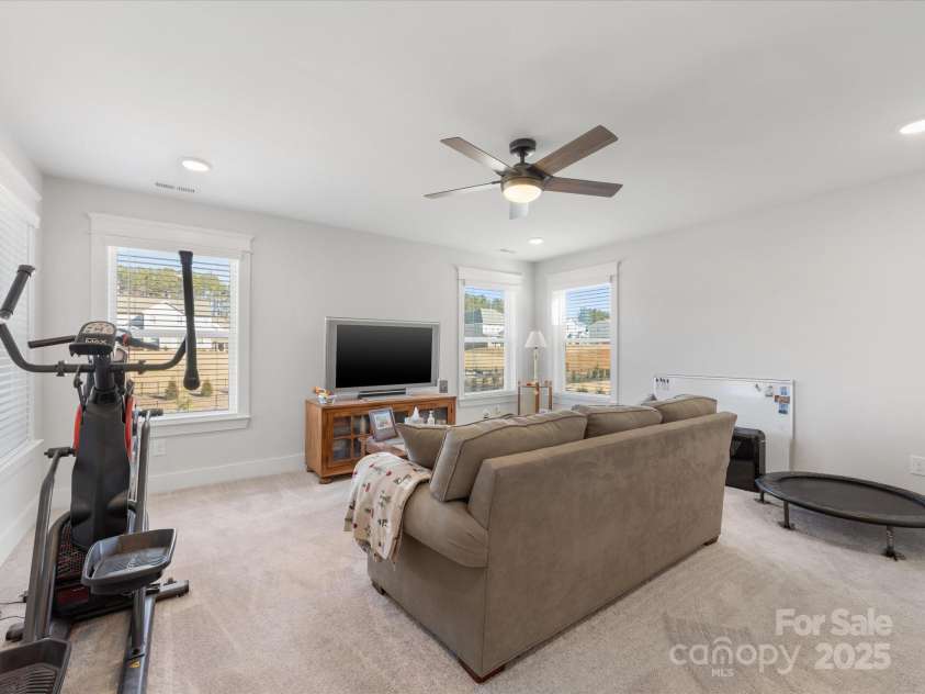 702 Yucatan Drive, Waxhaw, NC 28173.  MLS# CAR4223915, YatesRealty ID 1672. BonusMedia Room