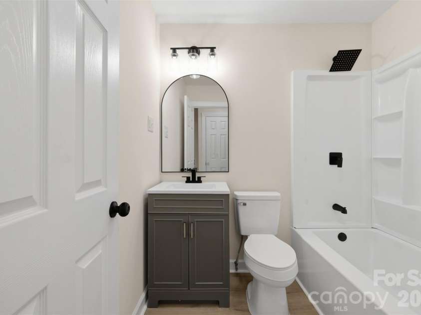310 Houston Road, Troutman, NC 28166.  MLS# CAR4374996, YatesRealty ID 16721. 