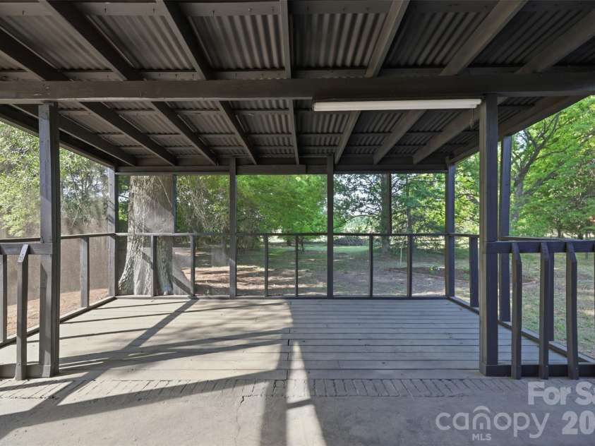 310 Houston Road, Troutman, NC 28166.  MLS# CAR4374996, YatesRealty ID 16721. 