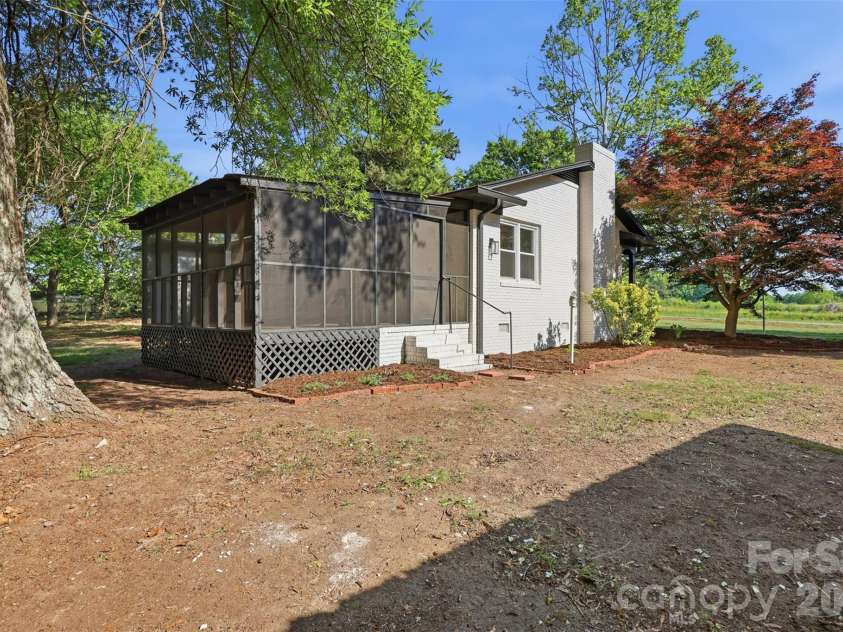 310 Houston Road, Troutman, NC 28166.  MLS# CAR4374996, YatesRealty ID 16721. 