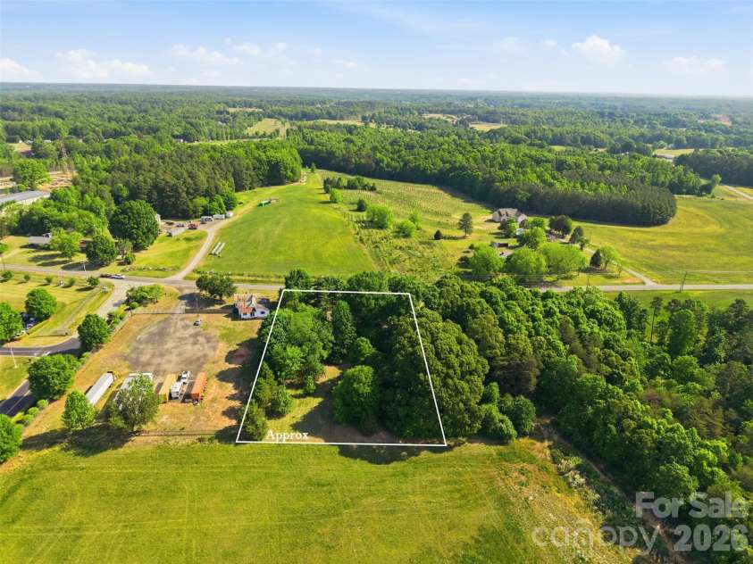 310 Houston Road, Troutman, NC 28166.  MLS# CAR4374996, YatesRealty ID 16721. 