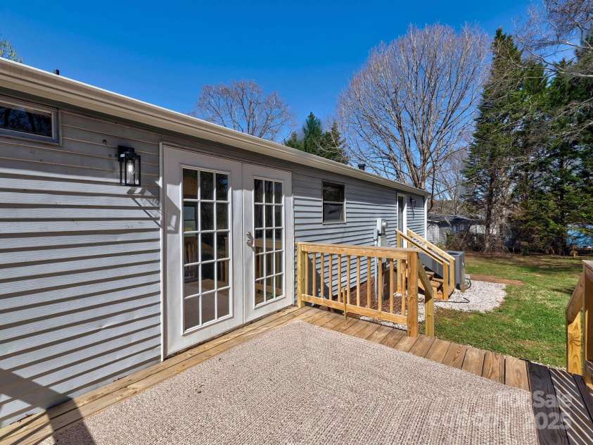 1038 Gold Mine Drive, Catawba, NC 28609.  MLS# CAR4265283, YatesRealty ID 16724. Back Patio