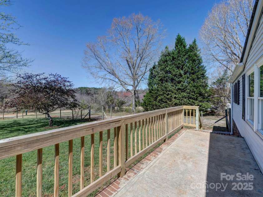 1038 Gold Mine Drive, Catawba, NC 28609.  MLS# CAR4265283, YatesRealty ID 16724. Front Patio
