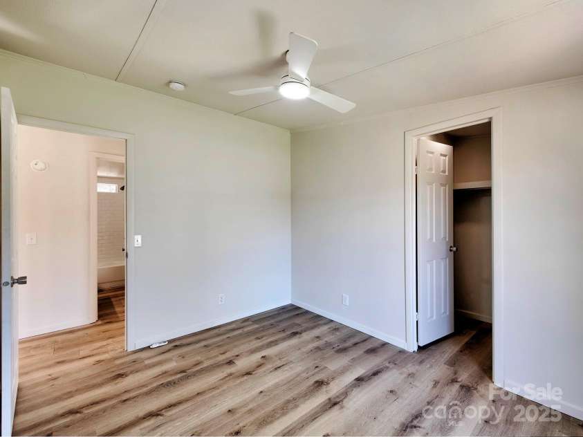 1038 Gold Mine Drive, Catawba, NC 28609.  MLS# CAR4265283, YatesRealty ID 16724. Secondary Bedroom