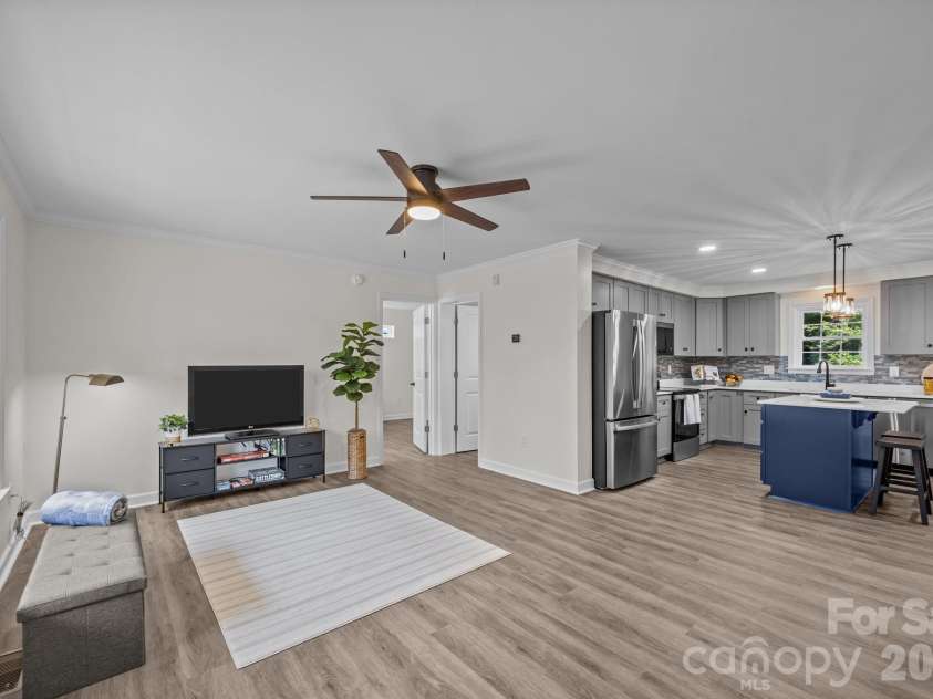 215 McCoy Cove, Black Mountain, NC 28711.  MLS# CAR4333033, YatesRealty ID 16724. Entry way, open concept kitchen/living area
