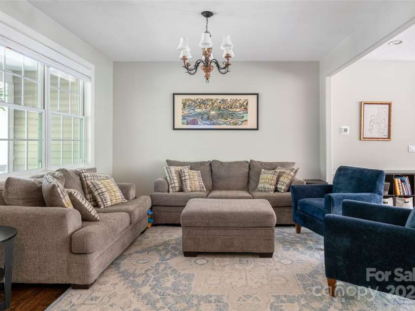 18 Arbor Meadow Lane, Asheville, NC 28805.  MLS# CAR4245788, YatesRealty ID 16725. 